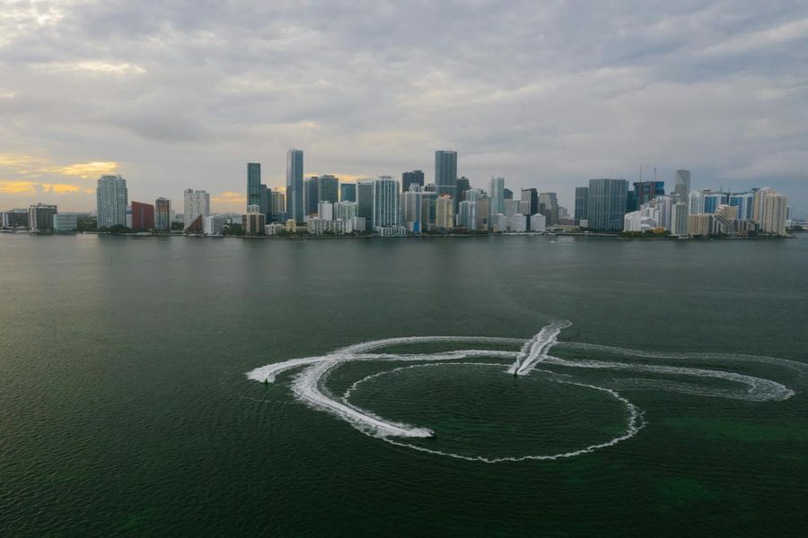 Comprar en Miami siendo extranjero: guía sin SSN
